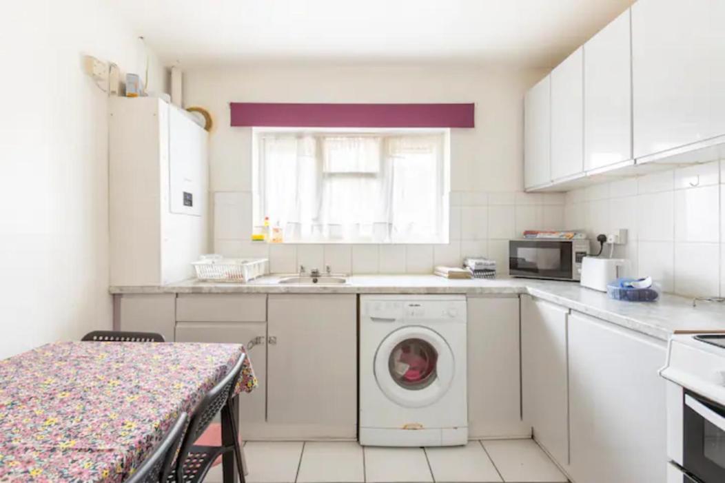 Cosy 1 Bedroom Flat Near Barking Town Centre Zewnętrze zdjęcie